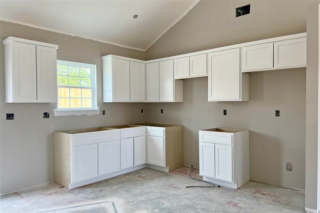 LOT-6 - 1111 Brook Court, House other with 3 bedrooms, 2 bathrooms and null parking in Franklin KY | Image 5
