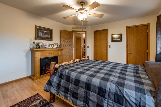 19315 State Highway 114, House other with 4 bedrooms, 3 bathrooms and null parking in Starbuck MN | Image 14