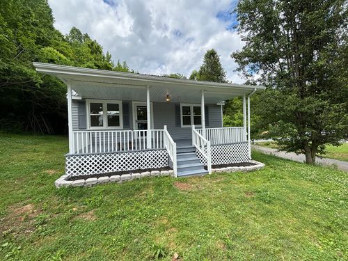 2692 Marble Hill Rd, Belvidere, TN, 37306-2747 | Card Image