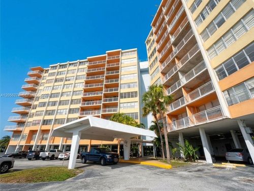 408-2025 Ne 164th St, North Miami Beach, FL, 33162-4158 | Card Image