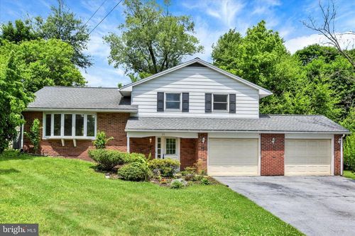 55 Ridgeview Rd, HUMMELSTOWN, PA, 17036-9722 | Card Image