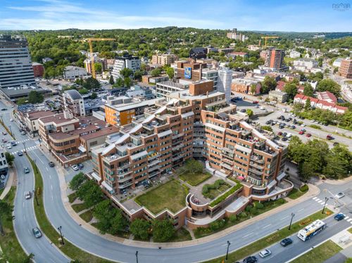 702-1 Prince St, Dartmouth, NS, B2Y4L3 | Card Image