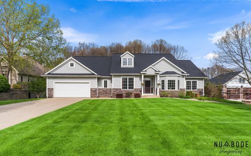 4082 Oakharbor St, Kalamazoo, MI, 49009-6183 | Card Image