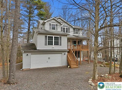 7225 Winnebago Dr, POCONO LAKE, PA, 18347-8131 | Card Image