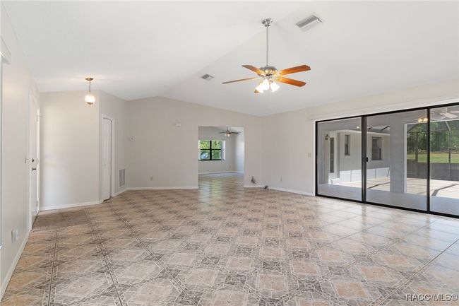 4749 N Pink Poppy Dr, House other with 3 bedrooms, 2 bathrooms and 4 parking in BEVERLY HILLS FL | Image 18