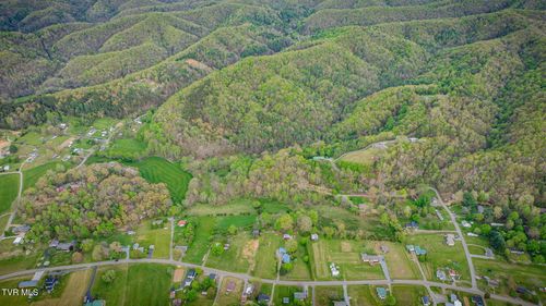 1620 Chinquapin Grove Rd, Bluff City, TN, 37618-4611 | Card Image