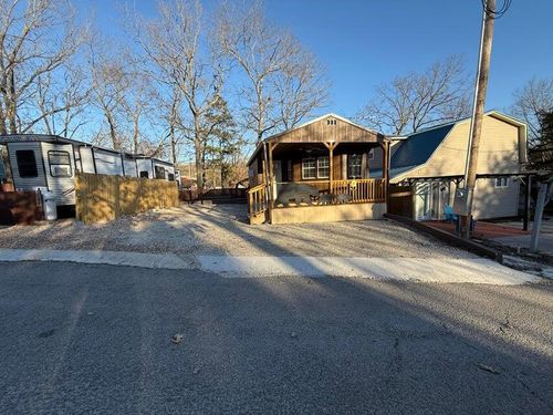 142 Bee Hive Pass, Hollister, MO, 65672-5744 | Card Image