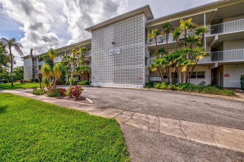 302-5155 9th Ave N, ST PETERSBURG, FL, 33710-6636 | Card Image