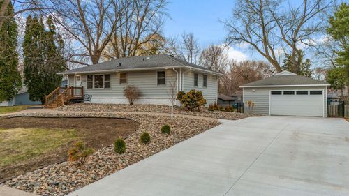 13612 Sheffield Ln N, Maple Grove, MN, 55311-3323 | Card Image