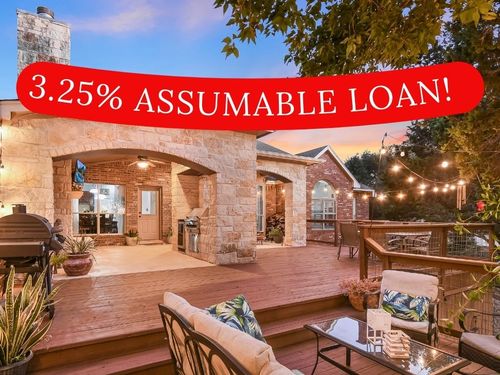 300 Wesley Ridge Dr, Spicewood, TX, 78669-9106 | Card Image