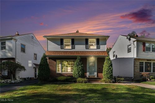 2396 Traymore Rd, Cleveland, OH, 44118-3758 | Card Image