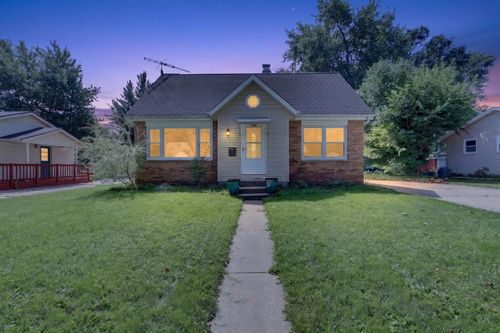 1715 Myra Ave, Janesville, WI, 53548-0142 | Card Image