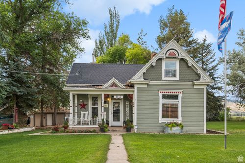 1140 S Hoytsville Rd, Coalville, UT, 84017-9742 | Card Image