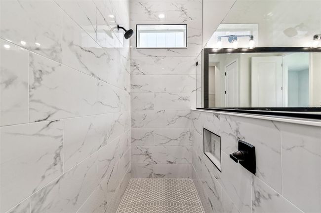 Owner's Bath | Image 22