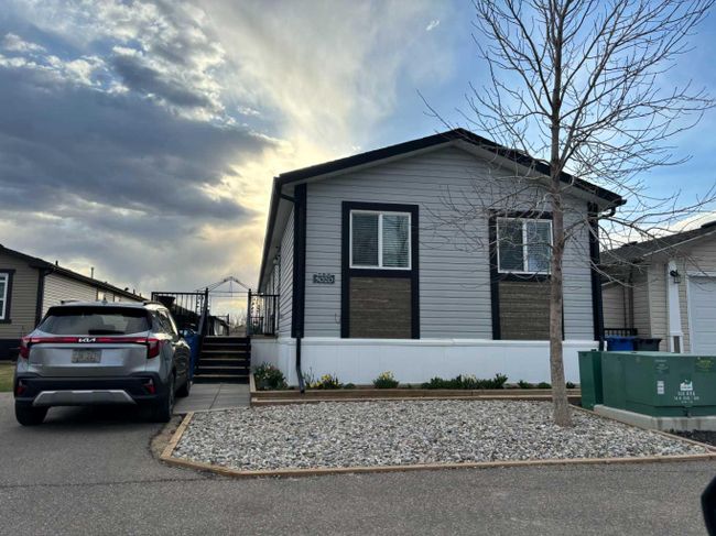 5020 Applewood Road, Home with 4 bedrooms, 2 bathrooms and 2 parking in Coaldale AB | Image 1