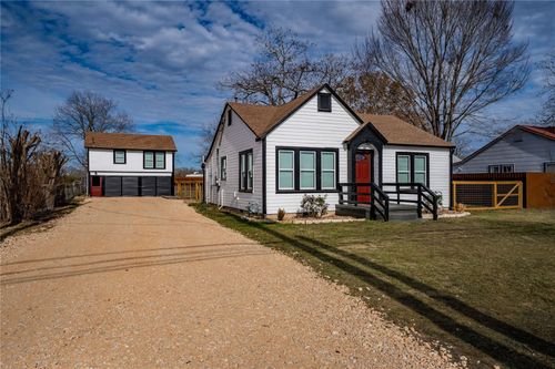 1413, 1415 Carroll Ln, La Grange, TX, 78945-5037 | Card Image