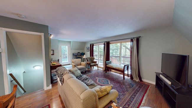 Living Room | Image 6
