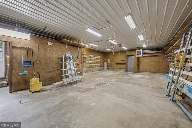 Detached 4 car Garage | Image 33