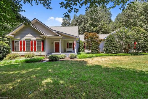 207 Olympia Dr, Mooresville, NC, 28117-7905 | Card Image