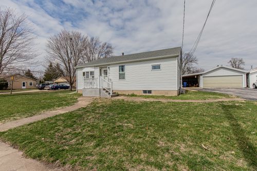 124 E 4th St, Wyanet, IL, 61379-9793 | Card Image