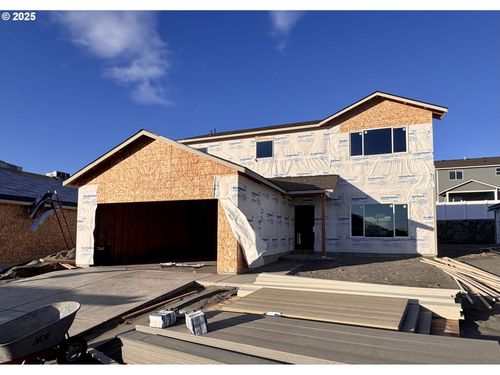 879 Ne Laurel Springs Dr, Hermiston, OR, 97838 | Card Image