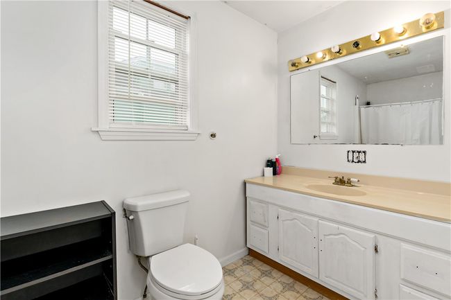 152 Pine St, House other with 4 bedrooms, 2 bathrooms and null parking in Jefferson PA | Image 11