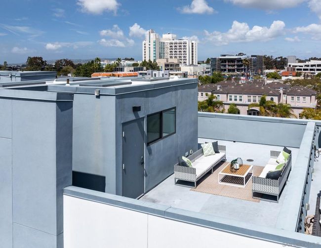 3 - 4079 1 St Ave, Condo with 2 bedrooms, 2 bathrooms and 2 parking in San Diego CA | Image 36