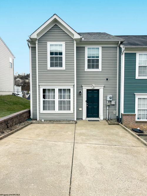 209 Raven Run, Morgantown, WV, 26508-9297 | Card Image