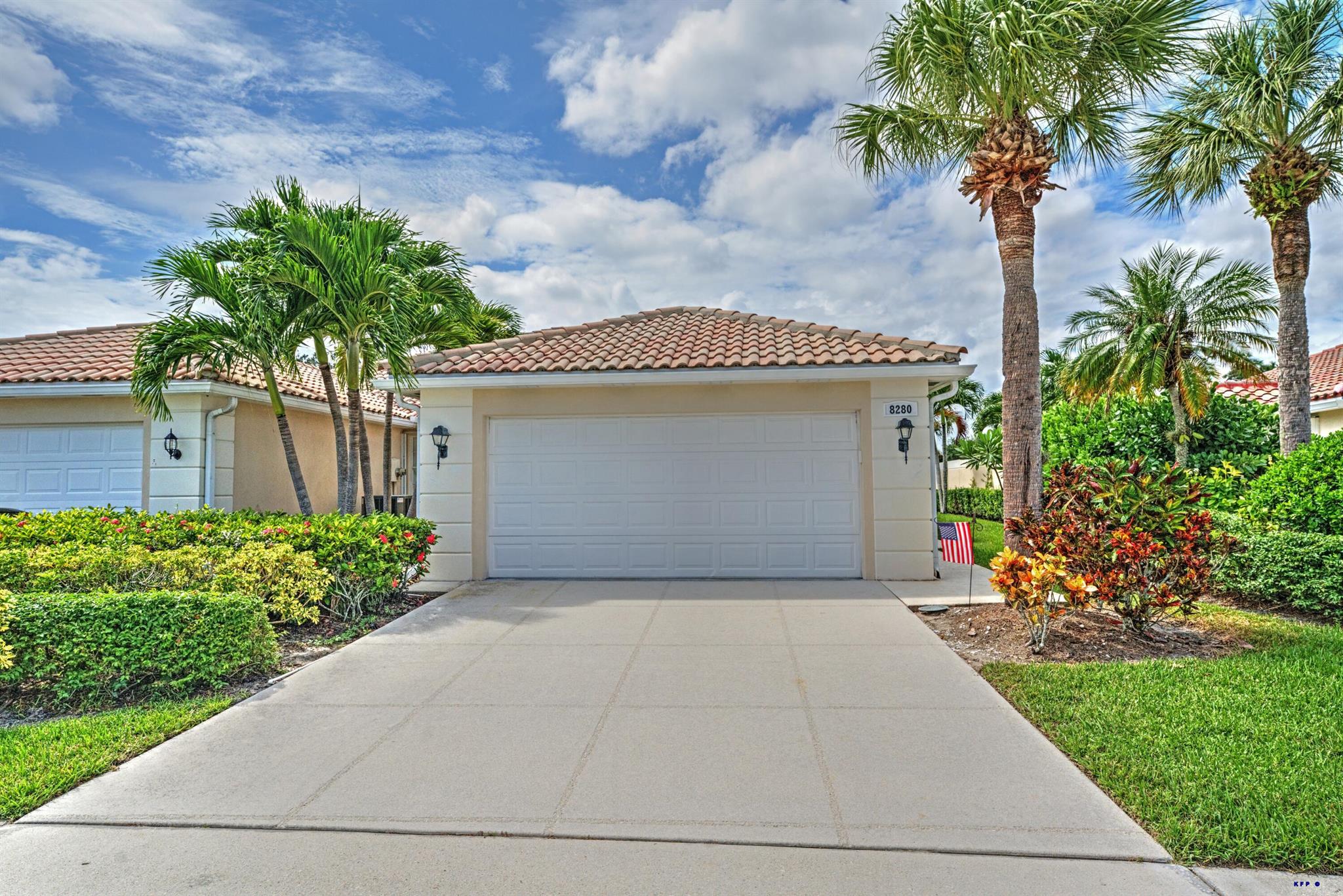 Paurotis Ln, Hobe Sound, FL 33455