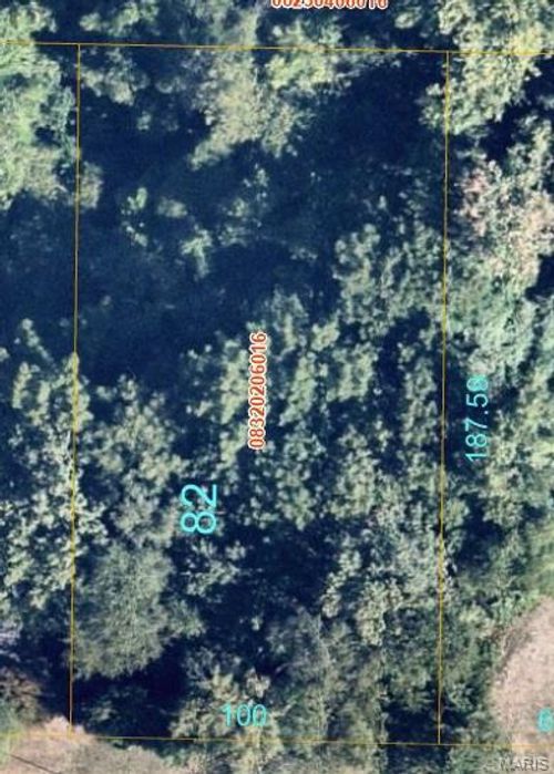 516 Springwood Dr, Belleville, IL, 62220-2751 | Card Image