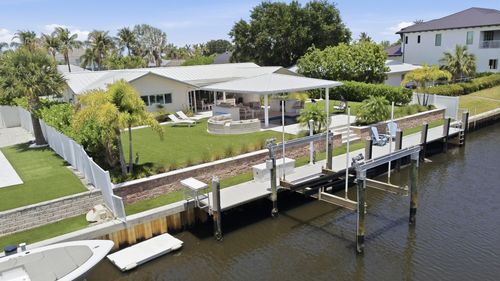 16 Leeward Cir, Tequesta, FL, 33469-2024 | Card Image