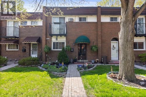 28-1783 E Gate Estate, Windsor, ON, N8T2T1 | Card Image