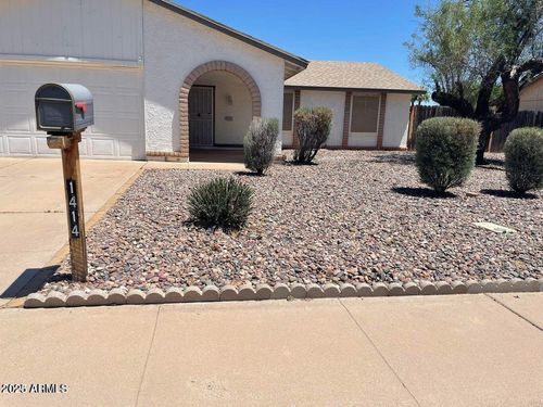 1414 W Colt Rd, Chandler, AZ, 85224-2704 | Card Image