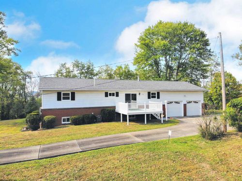 33 Ivy Ln, White Hall, WV, 26554-8428 | Card Image