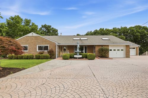 1959 Watch Hill Dr, Ambridge, PA, 15003-1053 | Card Image