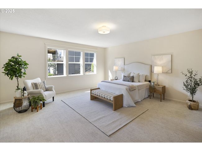 23073 Bland Cir, House other with 5 bedrooms, 3 bathrooms and 3 parking in West Linn OR | Image 4