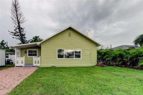 14056 Marguerite Dr, MADEIRA BEACH, FL, 33708-2336 | Card Image