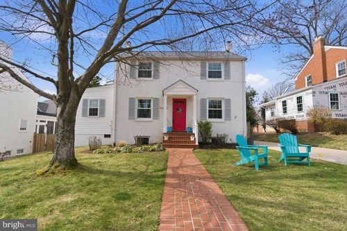 2024 N Kentucky St, ARLINGTON, VA, 22205-3218 | Card Image