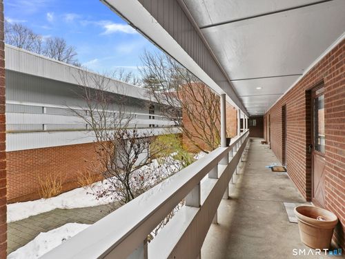 92 Wilton Crst, Wilton, CT, 06897-4059 | Card Image