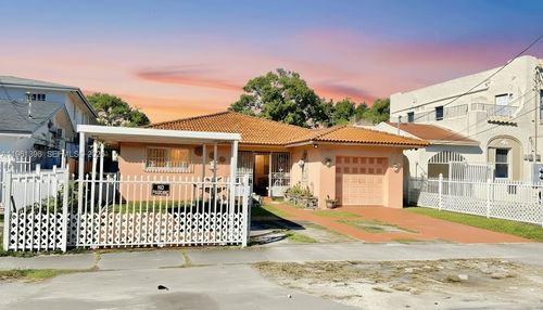 46 Nw 24th Ct, Miami, FL, 33125-5230 | Card Image