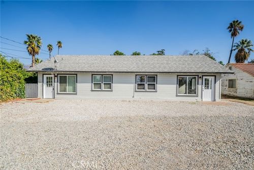 1340 Turquoise Ave, Mentone, CA, 92359-1257 | Card Image