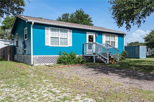 809 N 10th St, Fulton, TX, 78358 | Card Image