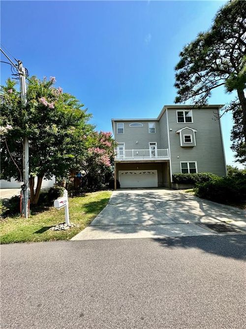 3724 Surry Rd, Virginia Beach, VA, 23455-1633 | Card Image