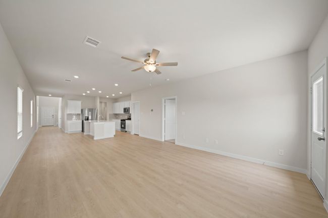 7815 Ruth Ravine Ct, House other with 5 bedrooms, 3 bathrooms and 2 parking in Spring TX | Image 7