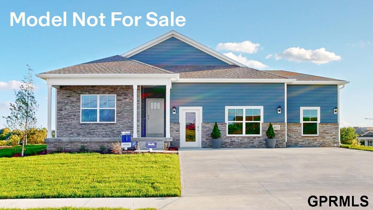 Clear Creek St, Papillion, NE 68157