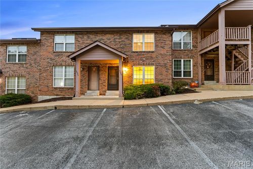 2428 Silkwood Dr, Saint Louis, MO, 63114-1967 | Card Image