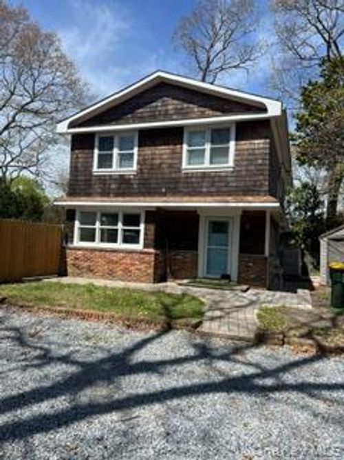 106 Lewis Rd, East Quogue, NY, 11942-4120 | Card Image