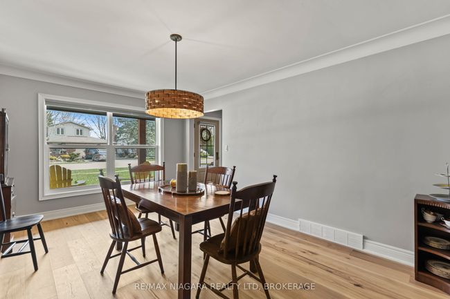 10 The Promenade, House other with 4 bedrooms, 3 bathrooms and 2 parking in Niagara on the Lake ON | Image 10