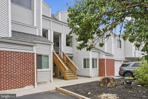 2708 Creekside Dr, NEWARK, DE, 19711-6757 | Card Image