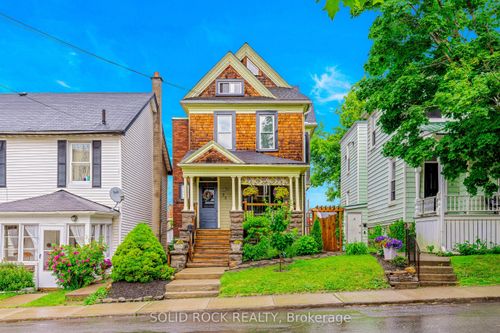 53 Wall St, Brockville, ON, K6V4S2 | Card Image